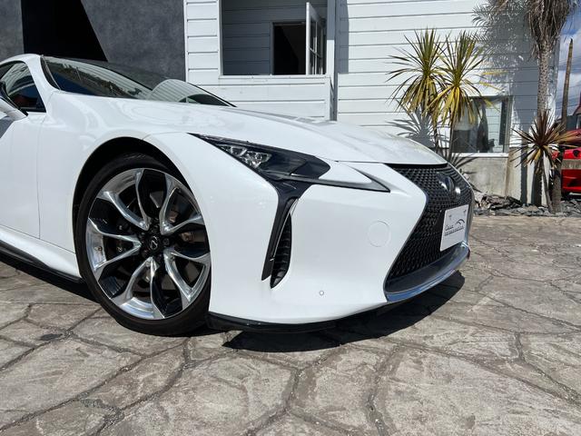 ＬＣ ＬＣ５００　Ｓパッケージ　ＴＲＤエアロ（Ｆ／Ｓ／Ｒ）リヤスポイラー　リヤディフーザー　マークレビンソンサウンド　２１インチＡＷ　アルカンターラ＆本革シート　カーボンルーフ　リモートスタート　パワーシート　ＥＴＣ２．０（3枚目）