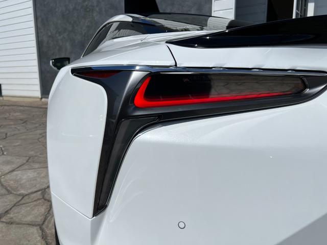 ＬＣ ＬＣ５００　Ｓパッケージ　ＴＲＤエアロ（Ｆ／Ｓ／Ｒ）リヤスポイラー　リヤディフーザー　マークレビンソンサウンド　２１インチＡＷ　アルカンターラ＆本革シート　カーボンルーフ　リモートスタート　パワーシート　ＥＴＣ２．０（20枚目）