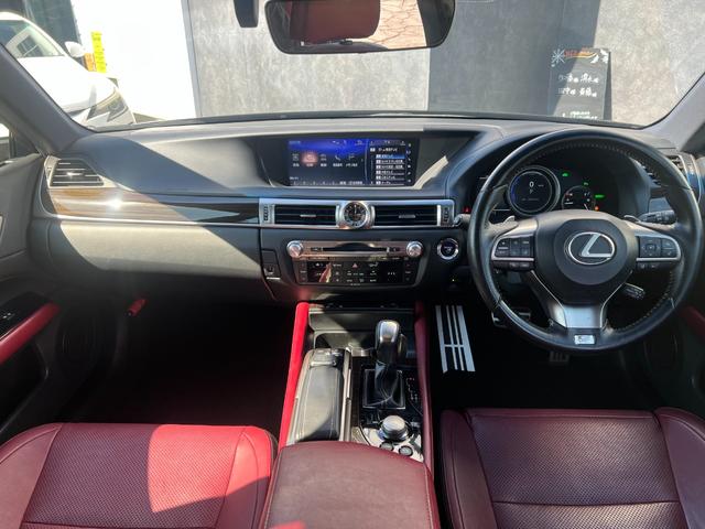 ＧＳ ＧＳ３００ｈ　Ｆスポーツ　ＴＲＤマフラー　リヤスポイラー　純正ナビ　バックカメラ　レッドレザーシート　シートヒーター　ビルトインＥＴＣ　純正１９インチアルミホイール　クルーズコントロール　ＬＥＤヘッド　テレビ　　レーンアシスト（35枚目）