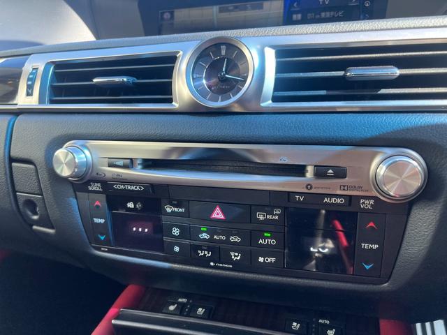 ＧＳ ＧＳ３００ｈ　Ｆスポーツ　ＴＲＤマフラー　リヤスポイラー　純正ナビ　バックカメラ　レッドレザーシート　シートヒーター　ビルトインＥＴＣ　純正１９インチアルミホイール　クルーズコントロール　ＬＥＤヘッド　テレビ　　レーンアシスト（46枚目）