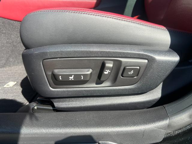 ＧＳ ＧＳ３００ｈ　Ｆスポーツ　ＴＲＤマフラー　リヤスポイラー　純正ナビ　バックカメラ　レッドレザーシート　シートヒーター　ビルトインＥＴＣ　純正１９インチアルミホイール　クルーズコントロール　ＬＥＤヘッド　テレビ　　レーンアシスト（64枚目）