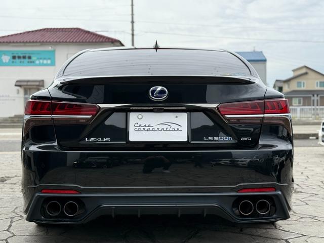 LS LS500h Fスポーツ 4WD サンルーフ TRDエアロF/S/R TRDマフラー デジタルインナーミラー パノラミックビューモニター ブラインドスポットモニター ヘッドアップディスプレイ パワートランク 純正ナビ ETC(5枚目)