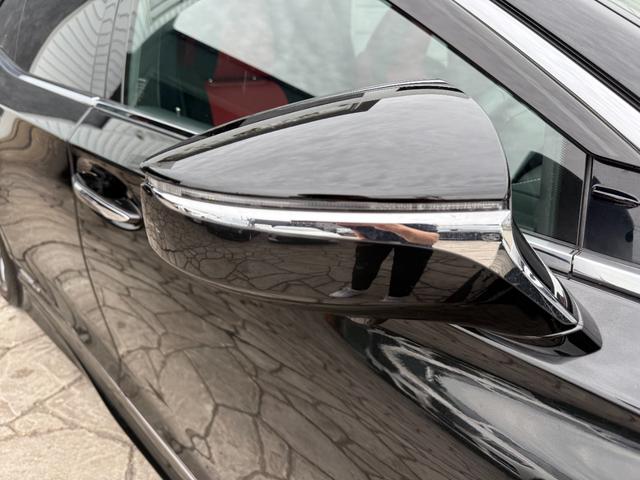 LS LS500h Fスポーツ 4WD サンルーフ TRDエアロF/S/R TRDマフラー デジタルインナーミラー パノラミックビューモニター ブラインドスポットモニター ヘッドアップディスプレイ パワートランク 純正ナビ ETC(13枚目)