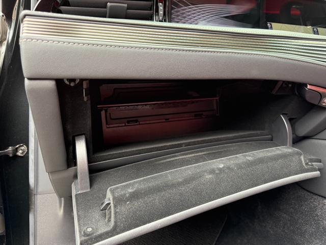 LS LS500h Fスポーツ 4WD サンルーフ TRDエアロF/S/R TRDマフラー デジタルインナーミラー パノラミックビューモニター ブラインドスポットモニター ヘッドアップディスプレイ パワートランク 純正ナビ ETC(54枚目)