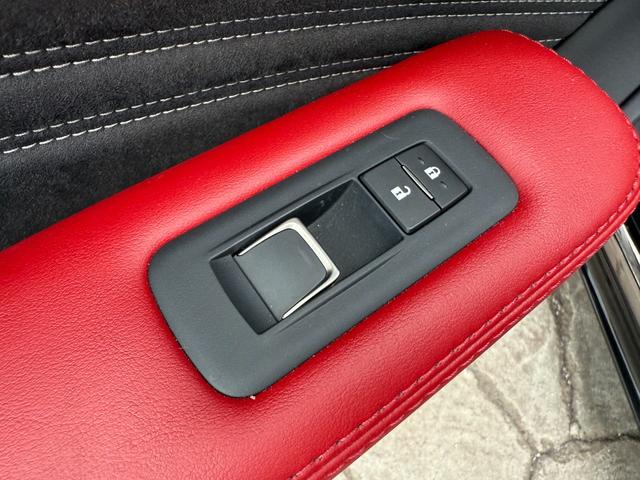 LS LS500h Fスポーツ 4WD サンルーフ TRDエアロF/S/R TRDマフラー デジタルインナーミラー パノラミックビューモニター ブラインドスポットモニター ヘッドアップディスプレイ パワートランク 純正ナビ ETC(70枚目)