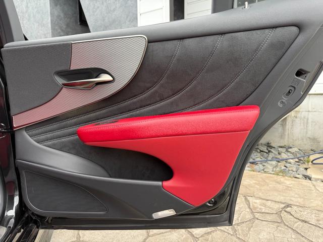 LS LS500h Fスポーツ 4WD サンルーフ TRDエアロF/S/R TRDマフラー デジタルインナーミラー パノラミックビューモニター ブラインドスポットモニター ヘッドアップディスプレイ パワートランク 純正ナビ ETC(72枚目)