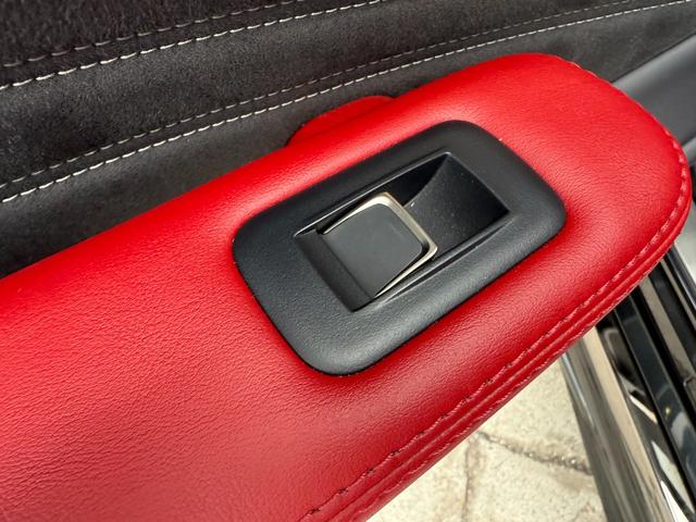 LS LS500h Fスポーツ 4WD サンルーフ TRDエアロF/S/R TRDマフラー デジタルインナーミラー パノラミックビューモニター ブラインドスポットモニター ヘッドアップディスプレイ パワートランク 純正ナビ ETC(78枚目)