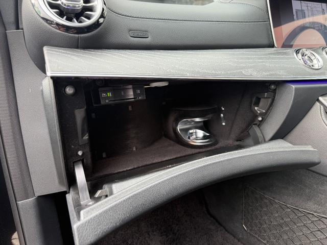 CLSクラス CLS220d スポーツ エクスクルーシブパッケージ サンルーフ ブルメスター レーダーセーフティPKG HUD 360度カメラ シートヒーター/ベンチレーション 純正19インチAW ブラックレザーシート パワーシート パワーバックドア ETC(50枚目)