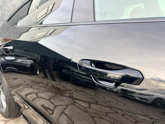 Ａ７スポーツバック ４５ＴＦＳＩクワトロ　Ｓラインパッケージ　マイナーチェンジ後後期モデル　マクストンデザインエアロ　サラウンドビューモニター　バーチャルコックピット　黒レザーシート　シートヒーター　パワーバックドア　純正２０インチＡＷ　電動リヤウィング（18枚目）