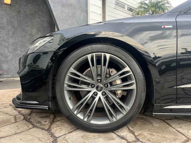 Ａ７スポーツバック ４５ＴＦＳＩクワトロ　Ｓラインパッケージ　マイナーチェンジ後後期モデル　マクストンデザインエアロ　サラウンドビューモニター　バーチャルコックピット　黒レザーシート　シートヒーター　パワーバックドア　純正２０インチＡＷ　電動リヤウィング（36枚目）