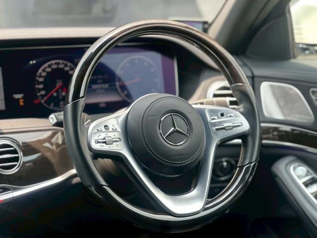 Sクラス S450エクスクルーシブ AMGライン プラス パノラミックスライディングルーフ ブルメスターサウンド ブラックレザーシート シートヒーター/ベンチレーション ヘッドアップディスプレイ レーダーセーフティPKG 全周囲カメラ 社外21インチアルミ(35枚目)