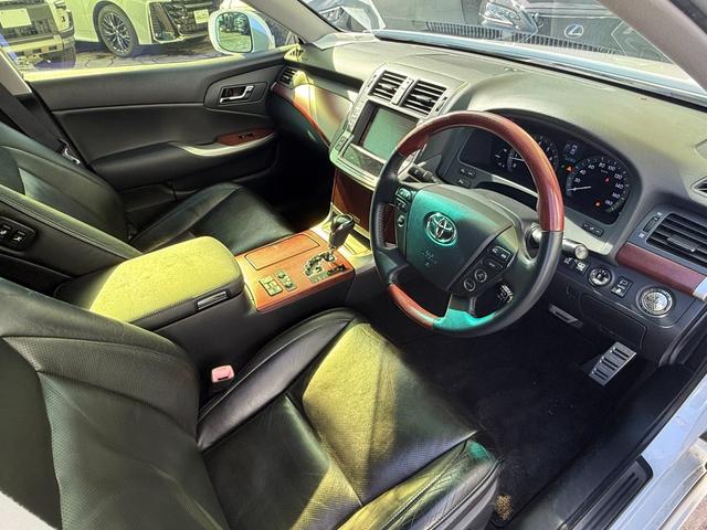 クラウンマジェスタ Gタイプ サンルーフ WALDエアロ&21インチAW ジャンクションマフラー Bremboキャリパー エアサス シートベンチレーション フォグランプ イージークルーザードア クルーズコントロール ETC(35枚目)