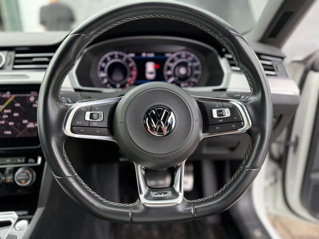 アルテオン TSI 4モーション Rラインアドバンス 右H 全周囲カメラ 純正20インチンAW アビエントライト パワーリアゲート ブラックレザーシート 全席シートヒーター パワーシート ヘッドアップディスプレイ オールインセーフティ ETC(34枚目)