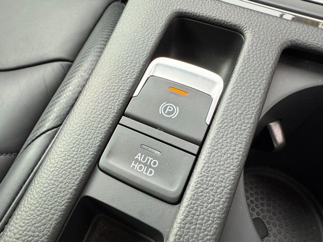 アルテオン TSI 4モーション Rラインアドバンス 右H 全周囲カメラ 純正20インチンAW アビエントライト パワーリアゲート ブラックレザーシート 全席シートヒーター パワーシート ヘッドアップディスプレイ オールインセーフティ ETC(43枚目)