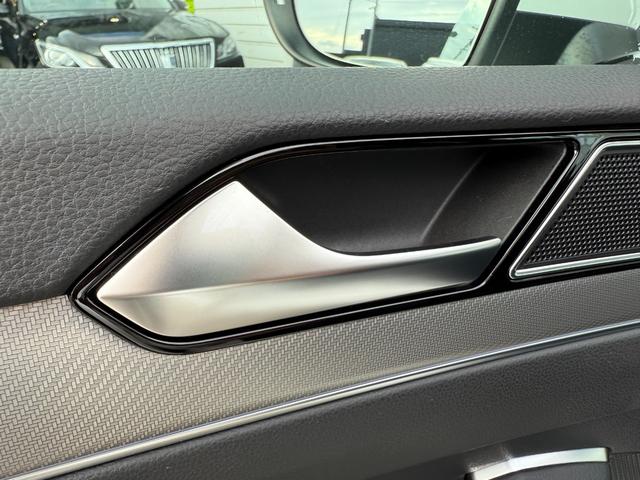 アルテオン TSI 4モーション Rラインアドバンス 右H 全周囲カメラ 純正20インチンAW アビエントライト パワーリアゲート ブラックレザーシート 全席シートヒーター パワーシート ヘッドアップディスプレイ オールインセーフティ ETC(62枚目)