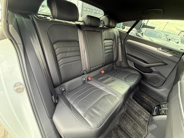 アルテオン TSI 4モーション Rラインアドバンス 右H 全周囲カメラ 純正20インチンAW アビエントライト パワーリアゲート ブラックレザーシート 全席シートヒーター パワーシート ヘッドアップディスプレイ オールインセーフティ ETC(64枚目)