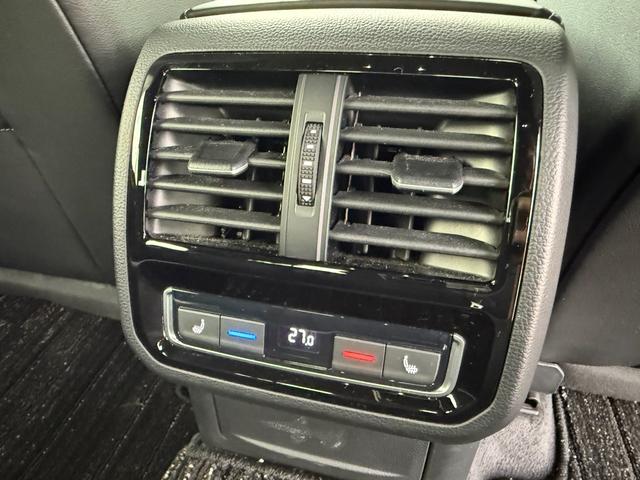 アルテオン TSI 4モーション Rラインアドバンス 右H 全周囲カメラ 純正20インチンAW アビエントライト パワーリアゲート ブラックレザーシート 全席シートヒーター パワーシート ヘッドアップディスプレイ オールインセーフティ ETC(65枚目)