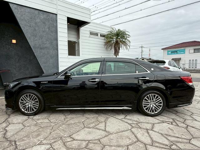 クラウンマジェスタ Fバージョン モデリスタエアロ(F/S/R) 純正18インチアルミホイール ブラインドスポットモニター 黒レザーシート LEDヘッドライト クリアランスソナー 純正ナビ バックカメラ フルセグテレビ シートヒータ-(3枚目)