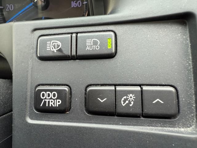 クラウンマジェスタ Fバージョン トヨタセーフティセンス 全席シートヒーター/前席シートエアコン 純正17インチAW ブラインドスポットモニター 純正ナビ バックカメラ クルーズコントロール パワーシート LEDヘッド&フォグ ETC(39枚目)