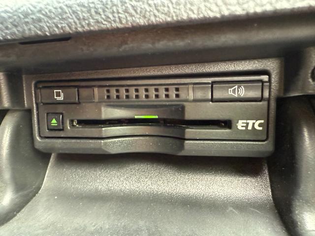 クラウンマジェスタ Fバージョン トヨタセーフティセンス 全席シートヒーター/前席シートエアコン 純正17インチAW ブラインドスポットモニター 純正ナビ バックカメラ クルーズコントロール パワーシート LEDヘッド&フォグ ETC(40枚目)