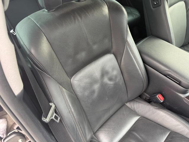 クラウンマジェスタ Fバージョン トヨタセーフティセンス 全席シートヒーター/前席シートエアコン 純正17インチAW ブラインドスポットモニター 純正ナビ バックカメラ クルーズコントロール パワーシート LEDヘッド&フォグ ETC(50枚目)