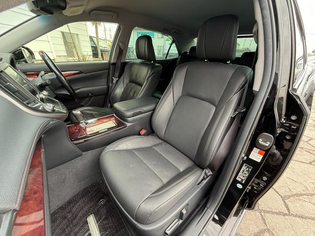 クラウンマジェスタ Fバージョン トヨタセーフティセンス 全席シートヒーター/前席シートエアコン 純正17インチAW ブラインドスポットモニター 純正ナビ バックカメラ クルーズコントロール パワーシート LEDヘッド&フォグ ETC(56枚目)