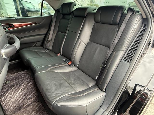 クラウンマジェスタ Fバージョン トヨタセーフティセンス 全席シートヒーター/前席シートエアコン 純正17インチAW ブラインドスポットモニター 純正ナビ バックカメラ クルーズコントロール パワーシート LEDヘッド&フォグ ETC(68枚目)