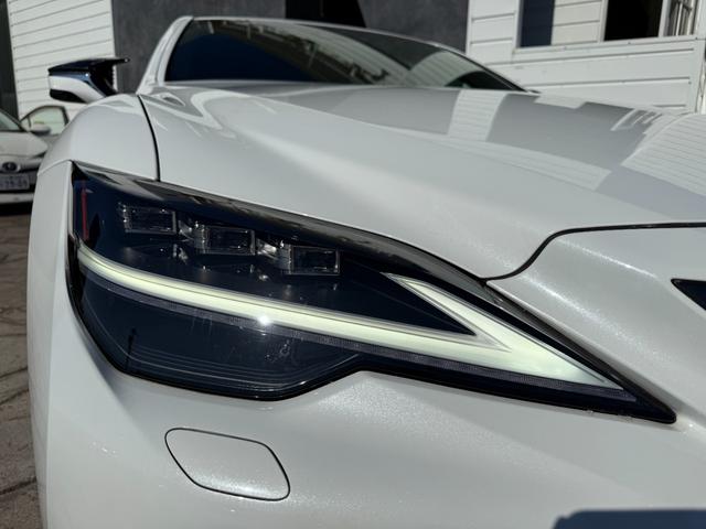 ＬＳ ＬＳ５００ｈ　Ｆスポーツ　サンルーフ　ＴＲＤエアロ＆マフラー　赤黒革シート　マークレビンソンサウンド　デジタルインナーミラー　パノラミックビューモニター　Ａ　純正２０インチＡＷ　シートヒーター／エアコン　純正ナビ　ＥＴＣ２．０（17枚目）