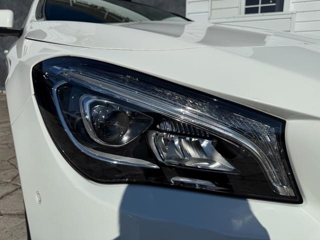 ＣＬＡクラス ＣＬＡ１８０　ＡＭＧ　スタイル　レーダーセーフティＰＫＧ　パノラミックスライディングルーフ　Ｈａｒｍａｎ／Ｋａｒｄｏｎスピーカー　ハーフレザーシート　シートヒータ　パワーシート　純正１８インチＡＷ　クルーズコントロール　Ｂカメラ（18枚目）