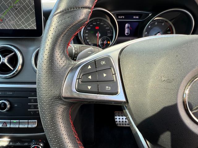 ＣＬＡクラス ＣＬＡ１８０　ＡＭＧ　スタイル　レーダーセーフティＰＫＧ　パノラミックスライディングルーフ　Ｈａｒｍａｎ／Ｋａｒｄｏｎスピーカー　ハーフレザーシート　シートヒータ　パワーシート　純正１８インチＡＷ　クルーズコントロール　Ｂカメラ（37枚目）