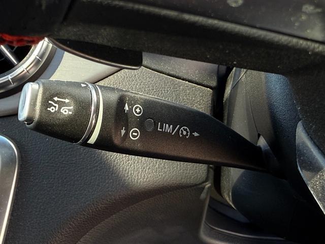 ＣＬＡクラス ＣＬＡ１８０　ＡＭＧ　スタイル　レーダーセーフティＰＫＧ　パノラミックスライディングルーフ　Ｈａｒｍａｎ／Ｋａｒｄｏｎスピーカー　ハーフレザーシート　シートヒータ　パワーシート　純正１８インチＡＷ　クルーズコントロール　Ｂカメラ（39枚目）