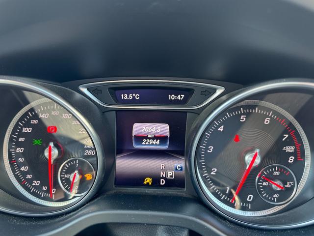 ＣＬＡクラス ＣＬＡ１８０　ＡＭＧ　スタイル　レーダーセーフティＰＫＧ　パノラミックスライディングルーフ　Ｈａｒｍａｎ／Ｋａｒｄｏｎスピーカー　ハーフレザーシート　シートヒータ　パワーシート　純正１８インチＡＷ　クルーズコントロール　Ｂカメラ（40枚目）