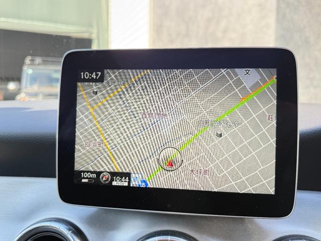 ＣＬＡクラス ＣＬＡ１８０　ＡＭＧ　スタイル　レーダーセーフティＰＫＧ　パノラミックスライディングルーフ　Ｈａｒｍａｎ／Ｋａｒｄｏｎスピーカー　ハーフレザーシート　シートヒータ　パワーシート　純正１８インチＡＷ　クルーズコントロール　Ｂカメラ（41枚目）