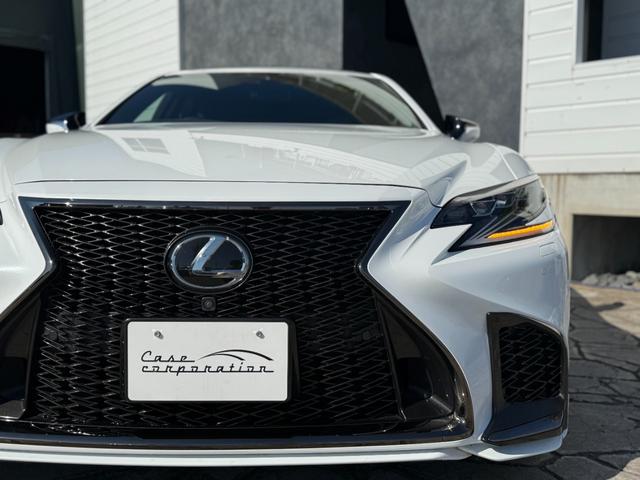 ＬＳ ＬＳ５００　Ｆスポーツ　サンルーフ　ＴＲＤエアロ＆マフラー　デジタルインナーミラー　パノラミックビューモニター　ＨＵＤ　純正２０インチＡＷ　セーフティシステム　シートヒーター／エアコン　　パワーバックドア　ＥＴＣ２．０（15枚目）