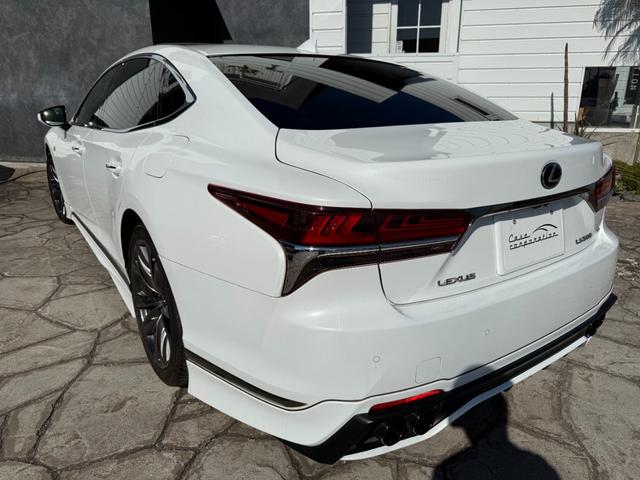 ＬＳ ＬＳ５００　Ｆスポーツ　サンルーフ　ＴＲＤエアロ＆マフラー　デジタルインナーミラー　パノラミックビューモニター　ＨＵＤ　純正２０インチＡＷ　セーフティシステム　シートヒーター／エアコン　　パワーバックドア　ＥＴＣ２．０（23枚目）