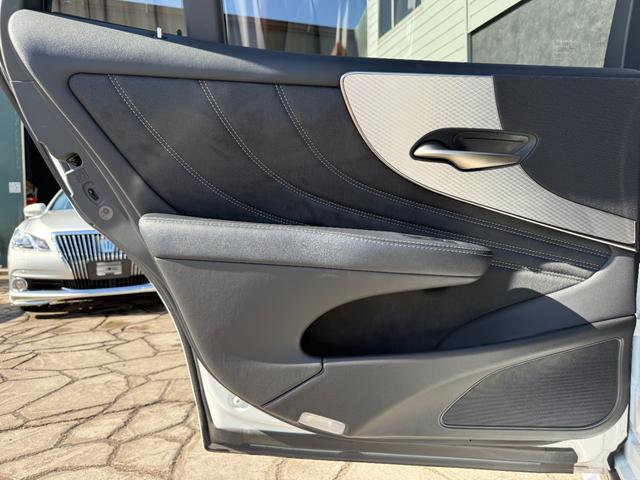 ＬＳ ＬＳ５００　Ｆスポーツ　サンルーフ　ＴＲＤエアロ＆マフラー　デジタルインナーミラー　パノラミックビューモニター　ＨＵＤ　純正２０インチＡＷ　セーフティシステム　シートヒーター／エアコン　　パワーバックドア　ＥＴＣ２．０（76枚目）