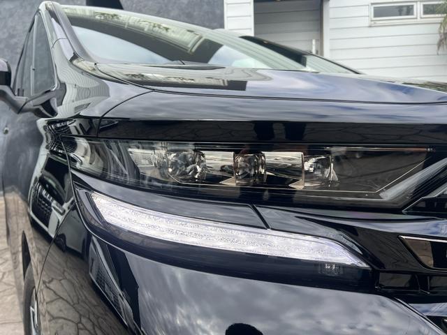 ヴェルファイア Ｚ　プレミア　ＪＢＬサウンド　左右独立ムーンルーフ　ブラウン本革シート　ユニバーサルステップ　１４型ディスプレイオーディオＰｌｕｓ　１４型リアエンターテイメント　デジタルインナーミラー　純正１９ＡＷ　パワーシート（6枚目）