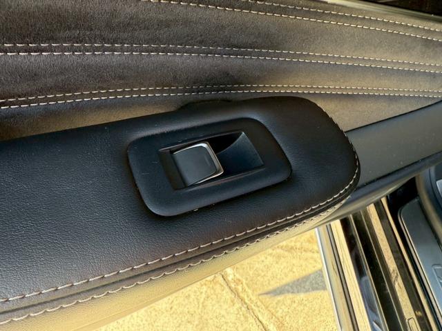 ご来店頂く全てのお客様へ最高のパフォーマンスでお出迎えさせて頂きます。皆様からのお問い合わせスタッフ一同心からお待ちしております。お問い合わせ→０５６７−３３−２０８８までお願い致します。