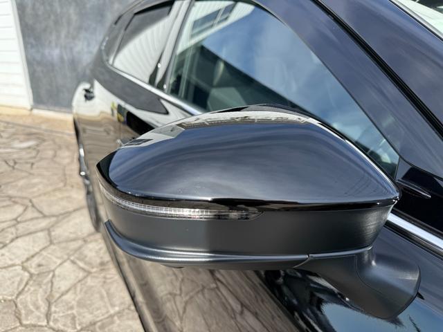 クラウンエステート Z パノラマルーフ モデリスタエアロF/S/R 黒革シート 純正12,3型ナビ 全周囲カメラ デジタルインナーミラー シートヒーター/エアコン ヘッドアップディスプレイ ETC2.0 置くだけ充電(11枚目)