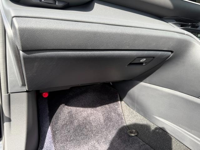 クラウンエステート Z パノラマルーフ モデリスタエアロF/S/R 黒革シート 純正12,3型ナビ 全周囲カメラ デジタルインナーミラー シートヒーター/エアコン ヘッドアップディスプレイ ETC2.0 置くだけ充電(50枚目)