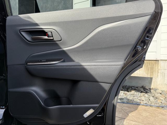 クラウンエステート Z パノラマルーフ モデリスタエアロF/S/R 黒革シート 純正12,3型ナビ 全周囲カメラ デジタルインナーミラー シートヒーター/エアコン ヘッドアップディスプレイ ETC2.0 置くだけ充電(69枚目)