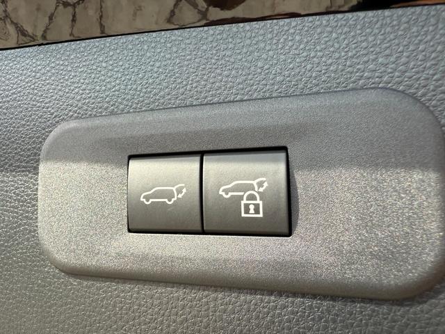 クラウンエステート Z パノラマルーフ モデリスタエアロF/S/R 黒革シート 純正12,3型ナビ 全周囲カメラ デジタルインナーミラー シートヒーター/エアコン ヘッドアップディスプレイ ETC2.0 置くだけ充電(77枚目)