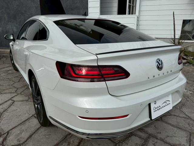 アルテオン ＴＳＩ　４モーション　Ｒラインアドバンス　ナビ　フルセグテレビ　パノラミックビューモニター　ＬＥＤヘッドライト　純正２０インチアルミホイール　アンビエントライト　パワーリアゲート　シートヒーター　ヘッドアップディスプレイ　オールインセーフティ（29枚目）