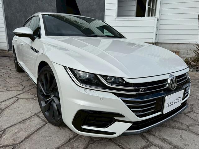 アルテオン ＴＳＩ　４モーション　Ｒラインアドバンス　ナビ　フルセグテレビ　パノラミックビューモニター　ＬＥＤヘッドライト　純正２０インチアルミホイール　アンビエントライト　パワーリアゲート　シートヒーター　ヘッドアップディスプレイ　オールインセーフティ（33枚目）