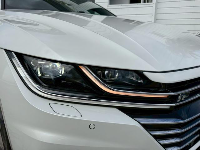 アルテオン ＴＳＩ　４モーション　Ｒラインアドバンス　ナビ　フルセグテレビ　パノラミックビューモニター　ＬＥＤヘッドライト　純正２０インチアルミホイール　アンビエントライト　パワーリアゲート　シートヒーター　ヘッドアップディスプレイ　オールインセーフティ（42枚目）