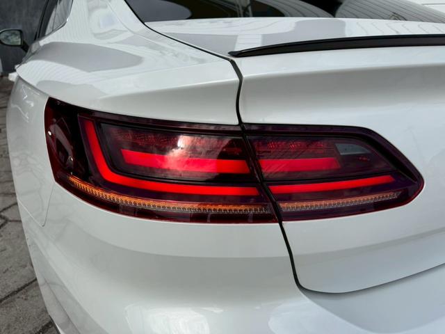 アルテオン ＴＳＩ　４モーション　Ｒラインアドバンス　ナビ　フルセグテレビ　パノラミックビューモニター　ＬＥＤヘッドライト　純正２０インチアルミホイール　アンビエントライト　パワーリアゲート　シートヒーター　ヘッドアップディスプレイ　オールインセーフティ（53枚目）