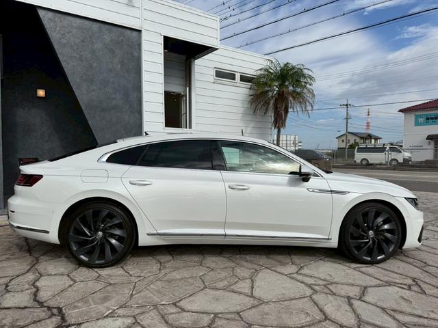 アルテオン ＴＳＩ　４モーション　Ｒラインアドバンス　ナビ　フルセグテレビ　パノラミックビューモニター　ＬＥＤヘッドライト　純正２０インチアルミホイール　アンビエントライト　パワーリアゲート　シートヒーター　ヘッドアップディスプレイ　オールインセーフティ（56枚目）