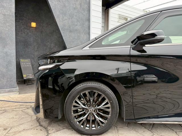 ヴェルファイアハイブリッド Ｚ　プレミア　左右独立ムーンルーフ　ユニバーサルステップ　トヨタチームメイト　純正１４インチナビ　パノラミックビューモニター　ヘッドアップディスプレイ　両側パワースライドドア　純正１９インチＡＷ　ＥＴＣ２．０（25枚目）