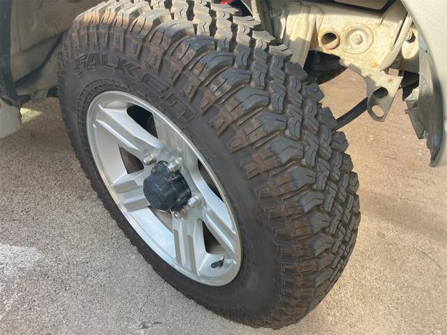 ジムニー XC 4WD ユーザー買取車 エアコン エアバッグ(12枚目)