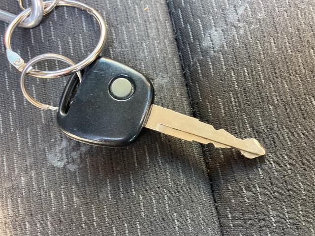 ジムニー XC 4WD ユーザー買取車 エアコン エアバッグ(24枚目)